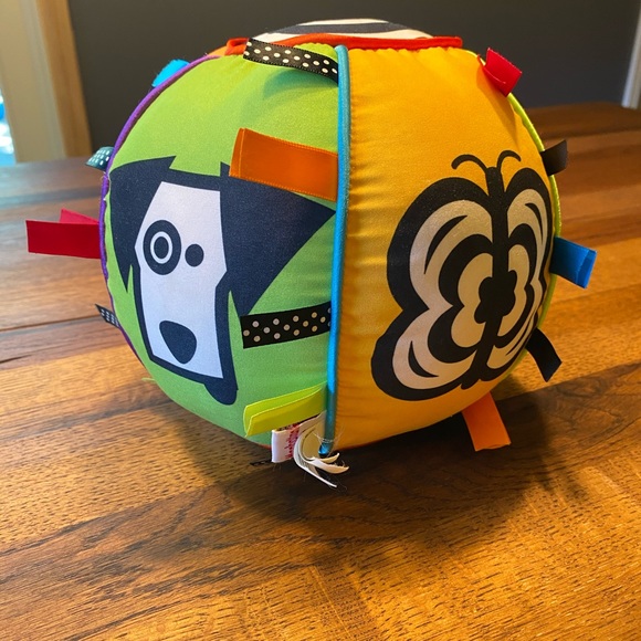 Manhattan Toys chime ball. Excellent, clean. - Picture 4 of 8